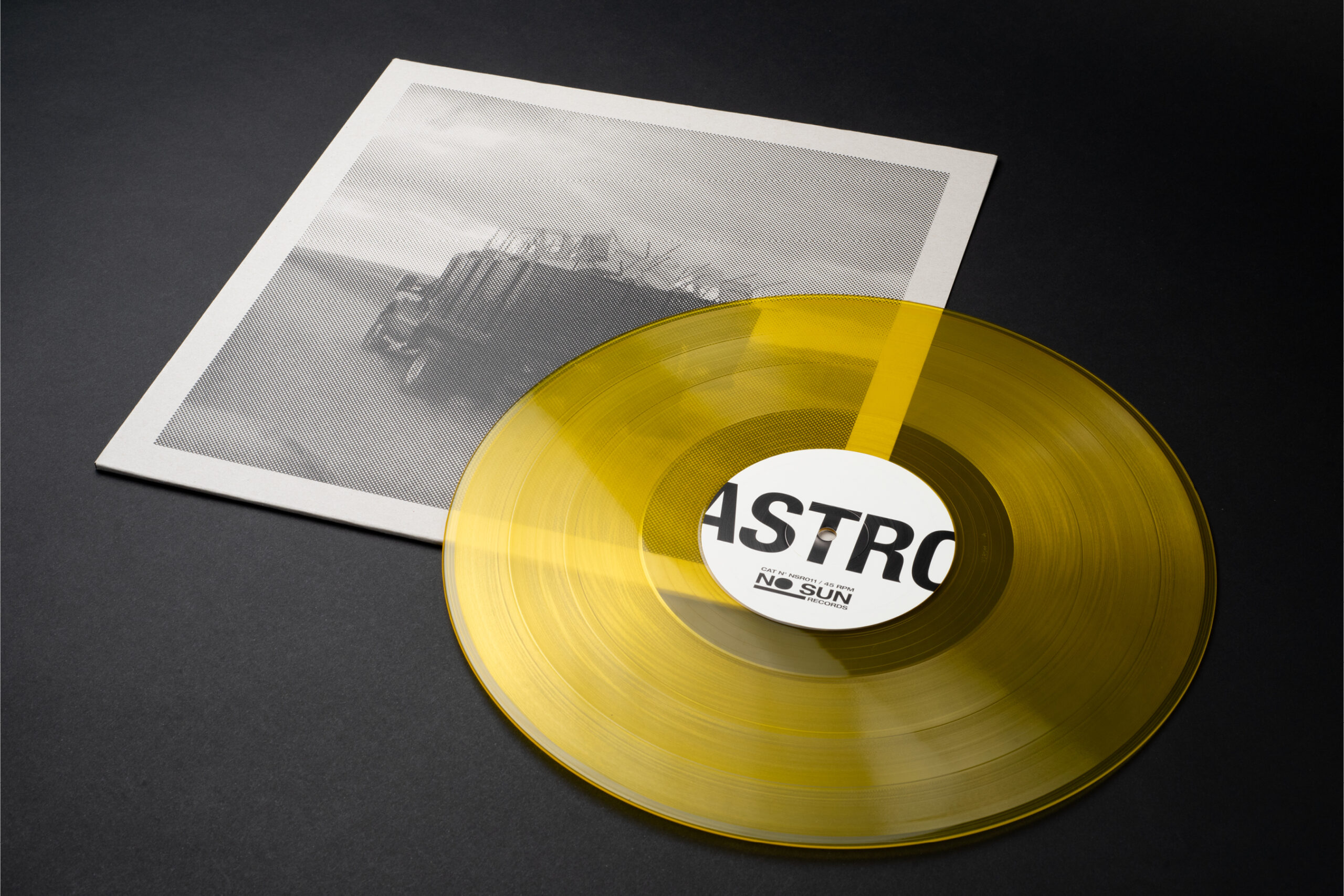 Astro Cargo – We Made The Sun Come Out Album